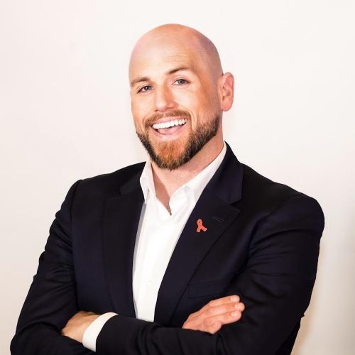 Conductor and Artistic Director Shawn Cullen 